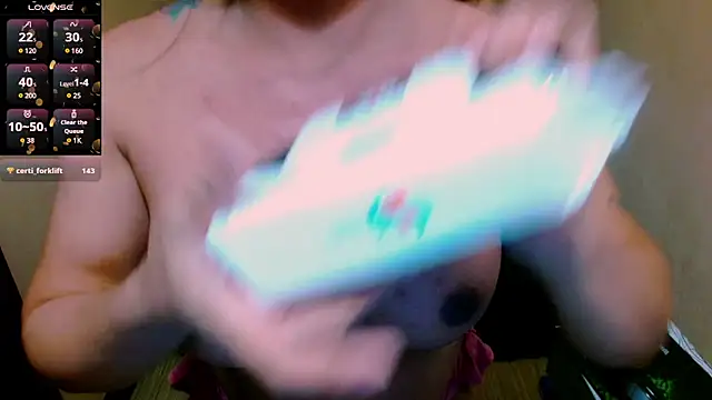 Snapshot of Absolute_Selfsucker_Lily chatting on January 27, 2:10 am Absolute Selfsucker Lily online show from January 27, 2:10 am
