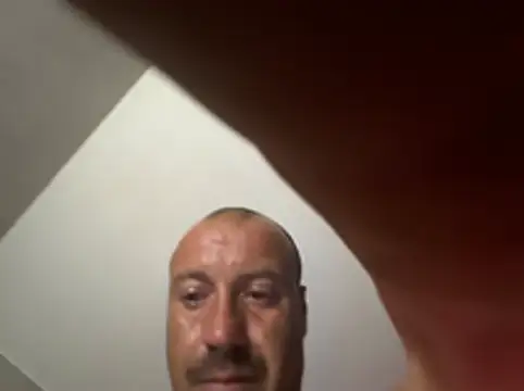 Snapshot of Nikolaiyy chatting on June 22, 2:24 am Nikolaiyy online show from June 22, 2:24 am