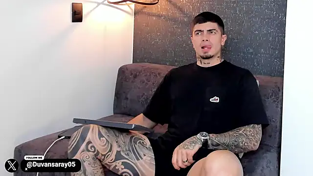 Snapshot of _mrcock chatting on October 2, 11:34 pm mrcock online show from October 2, 11:34 pm