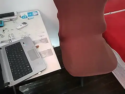 morenaindiaofc online show from November 3, 4:30 pm