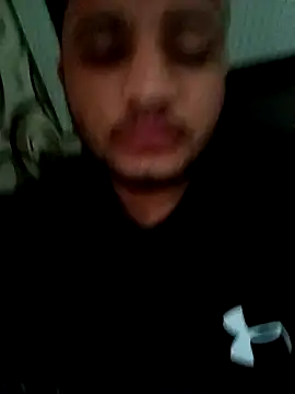 Snapshot of Naresh00766 chatting on April 8, 7:52 am Naresh00766 online show from April 8, 7:52 am