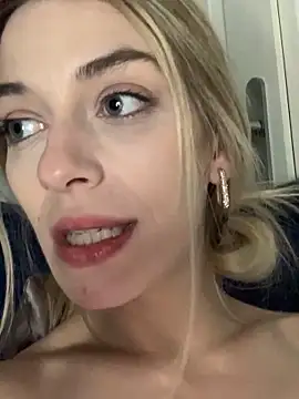 Lolitaxlola online show from March 19, 12:14 am