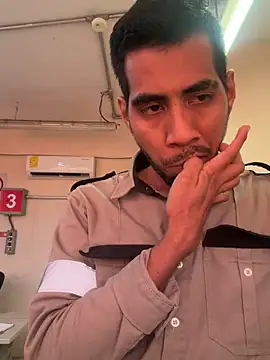 EnriquePersian197 online show from February 2, 7:56 pm