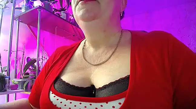 Snapshot of _Sweet_Woman chatting on January 12, 2:30 pm  Sweet Woman online show from January 12, 2:30 pm