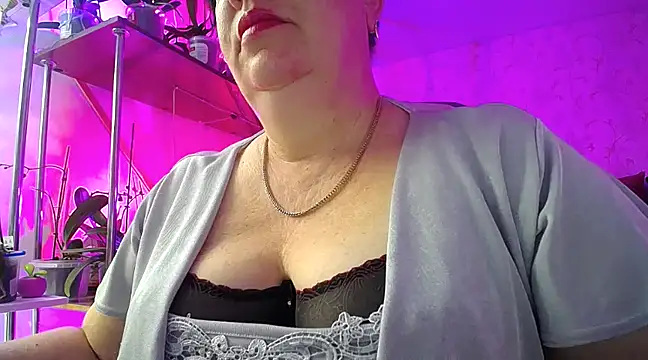 Snapshot of _Sweet_Woman chatting on January 14, 4:04 am  Sweet Woman online show from January 14, 4:04 am
