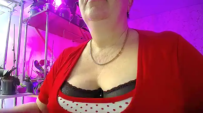 Snapshot of _Sweet_Woman chatting on February 1, 5:28 am  Sweet Woman online show from February 1, 5:28 am