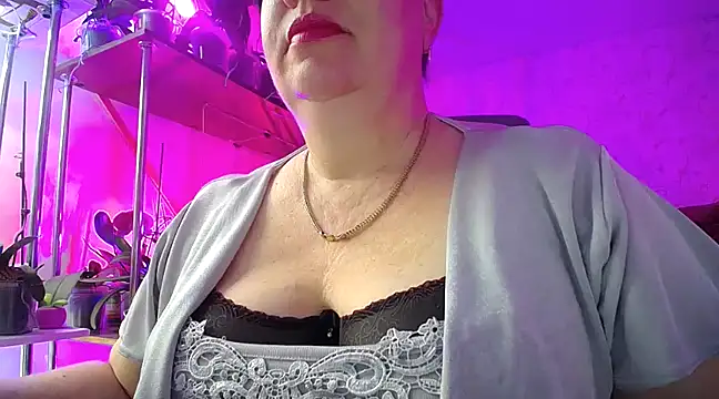 Snapshot of _Sweet_Woman chatting on February 4, 3:54 am  Sweet Woman online show from February 4, 3:54 am