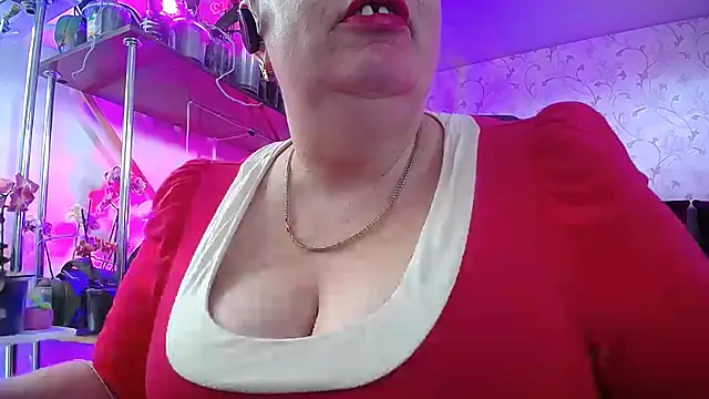 Snapshot of _Sweet_Woman chatting on March 22, 9:56 am  Sweet Woman online show from March 22, 9:56 am
