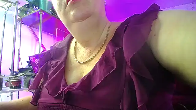 Snapshot of _Sweet_Woman chatting on September 11, 4:01 am  Sweet Woman online show from September 11, 4:01 am