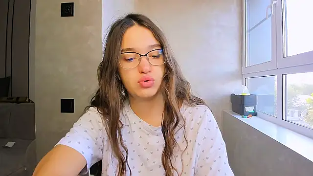 fancy bunny online show from September 29, 6:40 am