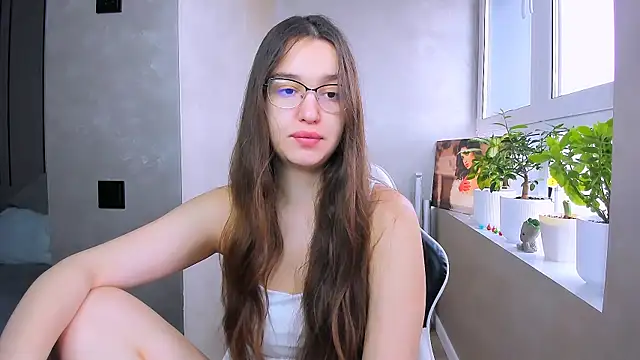 Snapshot of fancy_bunny chatting on April 6, 7:09 am fancy bunny online show from April 6, 7:09 am