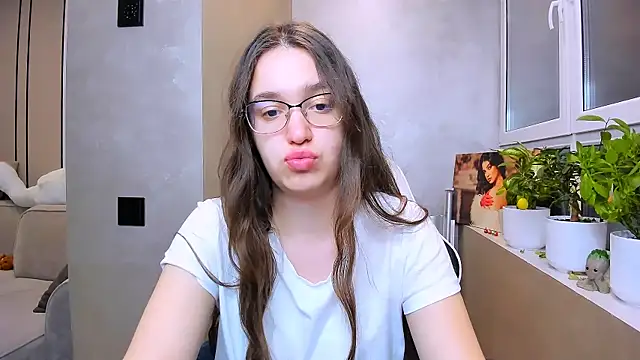 Snapshot of fancy_bunny chatting on April 24, 5:48 pm fancy bunny online show from April 24, 5:48 pm