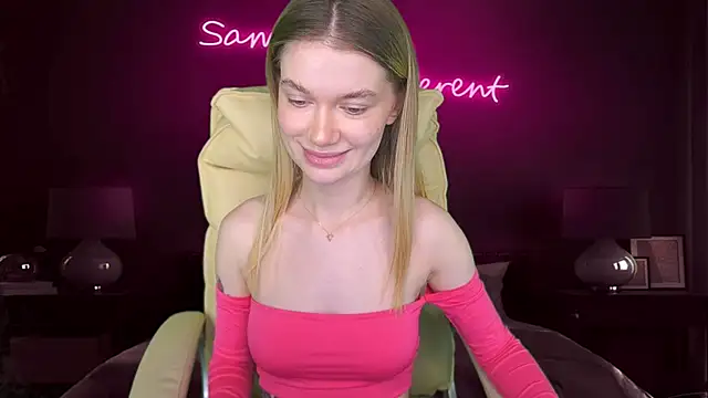 Snapshot of AnacondaOn chatting on March 5, 10:55 am AnacondaOn online show from March 5, 10:55 am