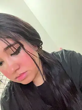 melyescobar online show from March 4, 12:12 pm