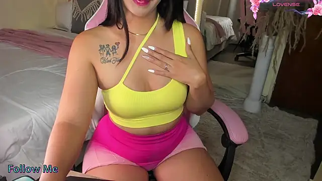 haileylovee2 online show from February 14, 2:28 am