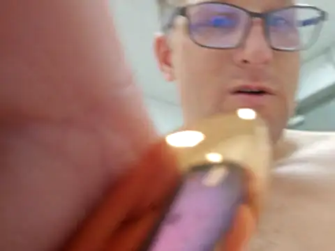 mneuertxh online show from February 25, 6:50 pm