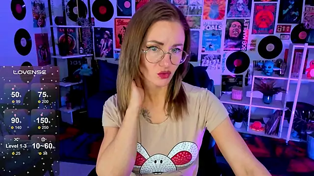 Snapshot of LadyIzabel chatting on March 2, 12:01 pm LadyIzabel online show from March 2, 12:01 pm