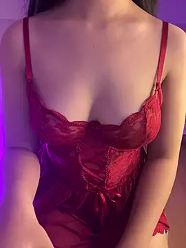 Snapshot of Milk-babier chatting on December 14, 2:42 pm Milk-babier online show from December 14, 2:42 pm