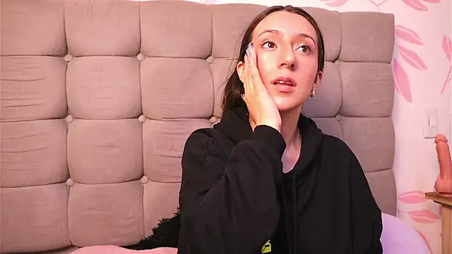 Sweet Sammy  online show from November 4, 3:49 am