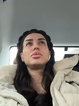 Addictive T online show from February 6, 2:04 pm