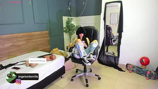 megan morgan01 online show from July 16, 12:44 pm