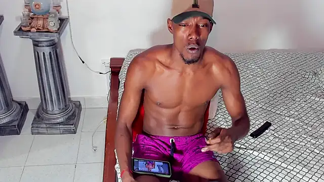 Snapshot of Darick_brown chatting on December 9, 4:26 pm Darick brown online show from December 9, 4:26 pm