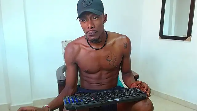 Snapshot of Darick_brown chatting on September 29, 7:19 pm Darick brown online show from September 29, 7:19 pm