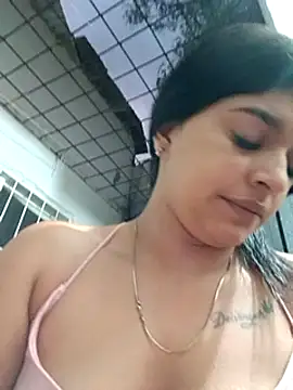 Snapshot of naughty-girl01 chatting on December 14, 10:34 am naughty-girl01 online show from December 14, 10:34 am