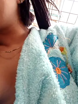 Snapshot of naughty-girl01 chatting on December 15, 2:48 pm naughty-girl01 online show from December 15, 2:48 pm