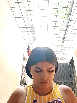 Snapshot of naughty-girl01 chatting on December 16, 4:38 pm naughty-girl01 online show from December 16, 4:38 pm