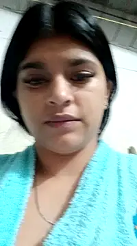 Snapshot of naughty-girl01 chatting on December 17, 10:34 am naughty-girl01 online show from December 17, 10:34 am