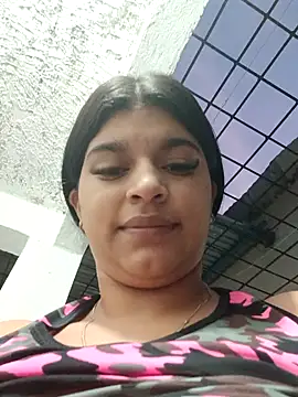 Snapshot of naughty-girl01 chatting on December 18, 10:40 am naughty-girl01 online show from December 18, 10:40 am