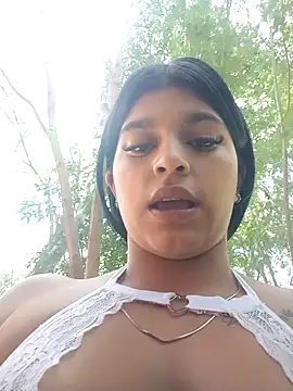 Snapshot of naughty-girl01 chatting on December 19, 4:46 pm naughty-girl01 online show from December 19, 4:46 pm