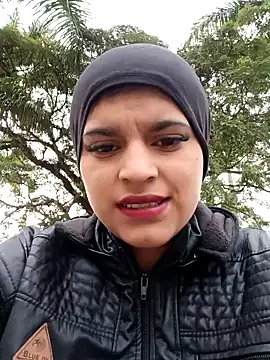 Snapshot of naughty-girl01 chatting on December 27, 11:28 am naughty-girl01 online show from December 27, 11:28 am