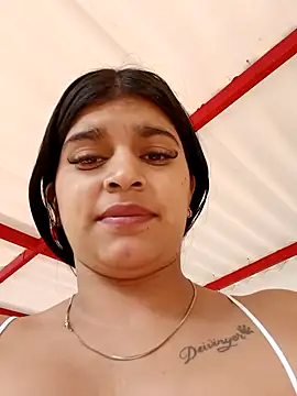 Snapshot of naughty-girl01 chatting on December 27, 2:33 pm naughty-girl01 online show from December 27, 2:33 pm