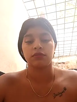 Snapshot of naughty-girl01 chatting on January 11, 2:04 pm naughty-girl01 online show from January 11, 2:04 pm