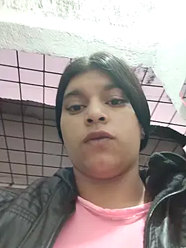 Snapshot of naughty-girl01 chatting on January 17, 10:55 am naughty-girl01 online show from January 17, 10:55 am