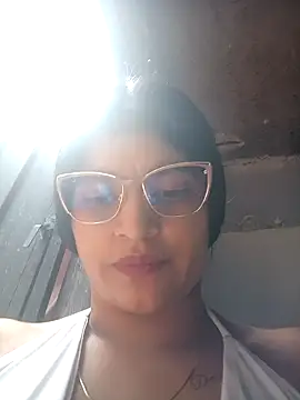 Snapshot of naughty-girl01 chatting on January 25, 5:19 pm naughty-girl01 online show from January 25, 5:19 pm