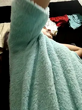 Snapshot of naughty-girl01 chatting on January 28, 10:02 am naughty-girl01 online show from January 28, 10:02 am