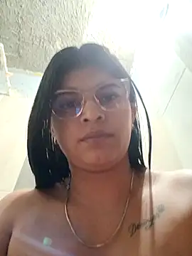 Snapshot of naughty-girl01 chatting on February 14, 10:17 am naughty-girl01 online show from February 14, 10:17 am