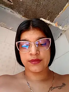 Snapshot of naughty-girl01 chatting on March 9, 4:33 pm naughty-girl01 online show from March 9, 4:33 pm