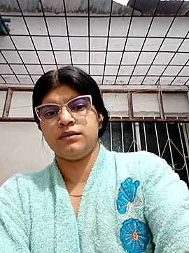 Snapshot of naughty-girl01 chatting on March 13, 10:57 am naughty-girl01 online show from March 13, 10:57 am