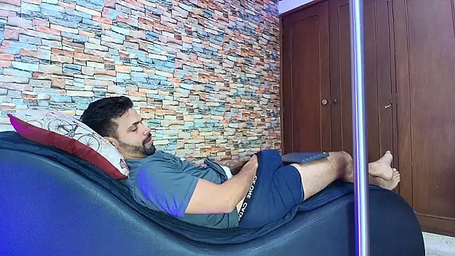 max ashley mds online show from February 20, 1:44 pm