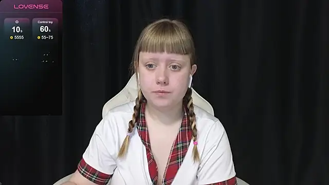 June shy0 online show from March 29, 6:35 am