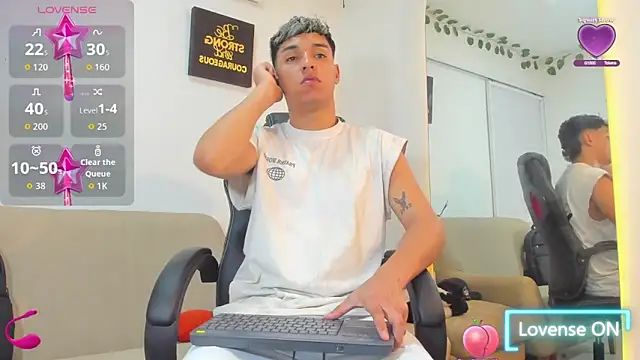 ryan carter08 online show from October 26, 1:33 am