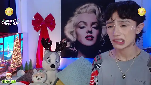 maxiy 001 online show from December 5, 7:49 am