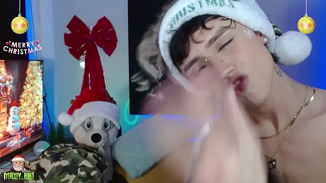 maxiy 001 online show from December 20, 9:11 am