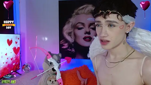 maxiy 001 online show from February 15, 7:27 am