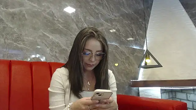  isaabellaa online show from March 10, 5:29 pm