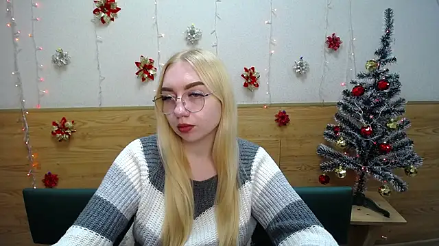 Snapshot of BeatriceFly chatting on December 29, 10:23 am BeatriceFly online show from December 29, 10:23 am